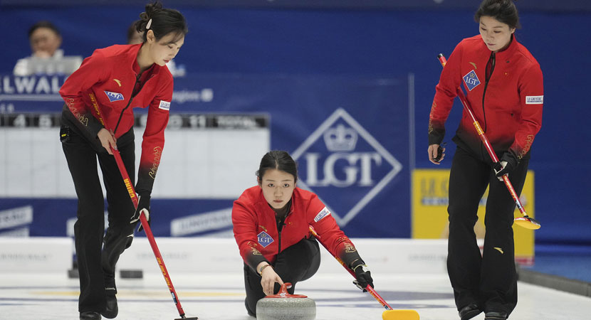 武体集团官方：武汉体育中心将改建为8万坐席专业足球场